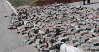 Демонтаж тротуарной плитки Павлово, цена от 2932 руб.